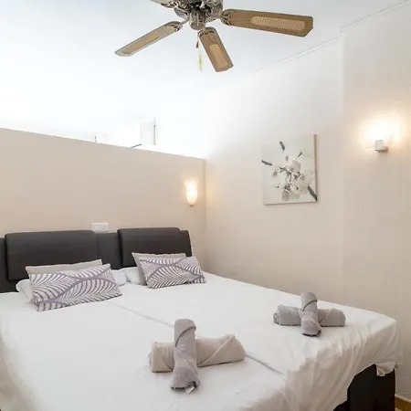 Carabeo 36 Casasol Apartman *